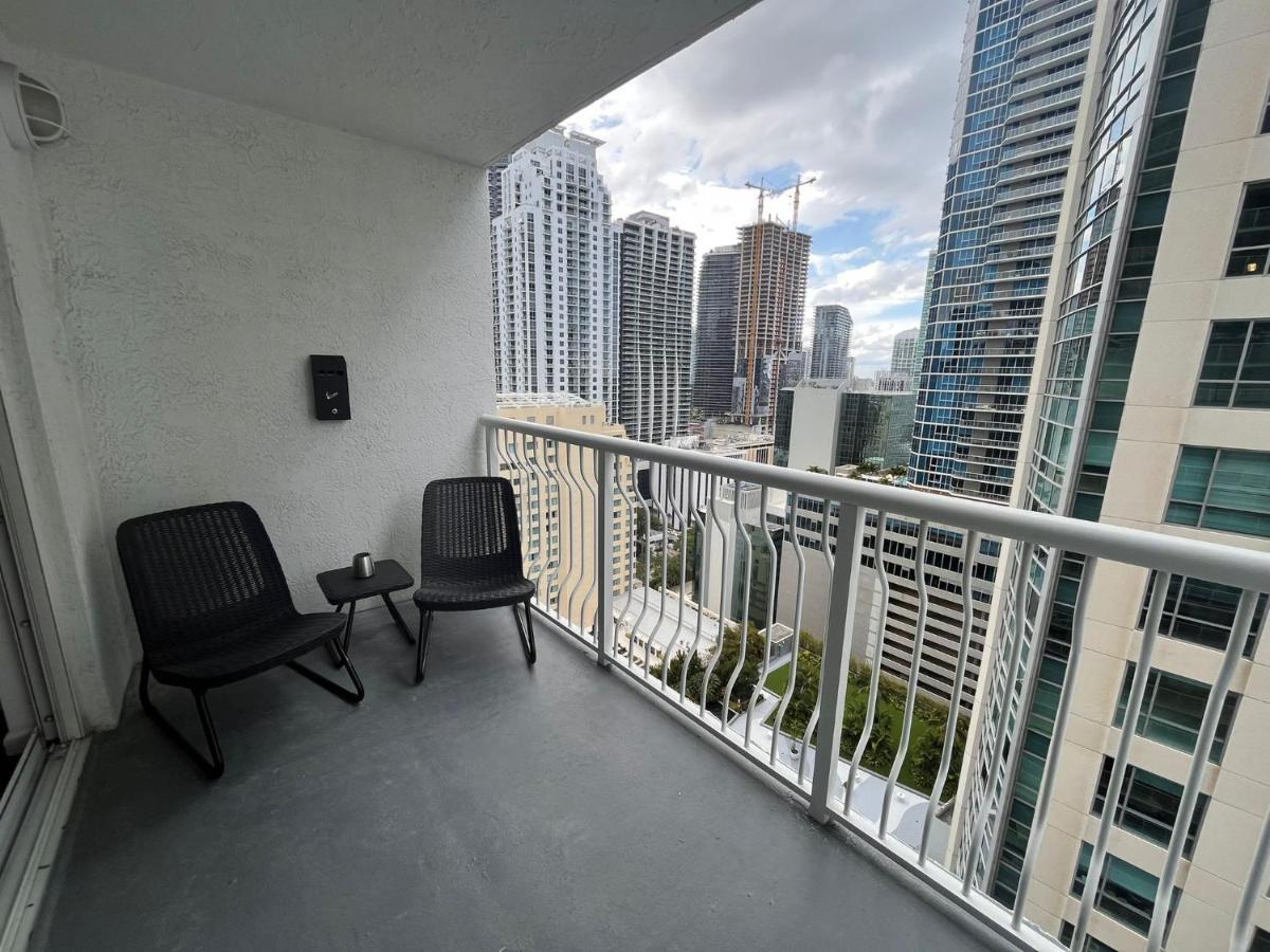 Studios In Brickell With Pool, Gym, Free Parking And Game Room Маямі Екстер'єр фото